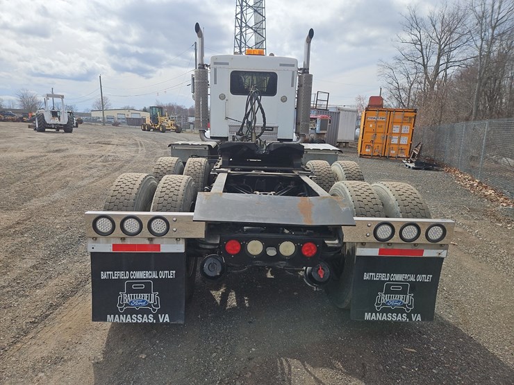 2007-kenworth-t800-image-4