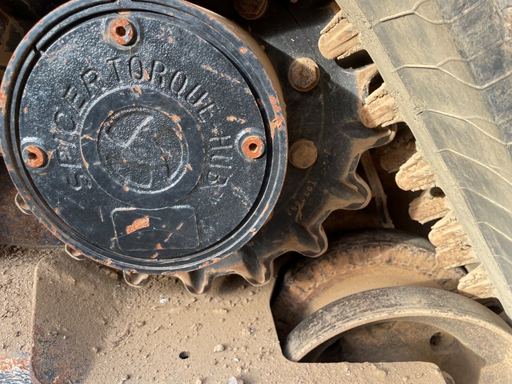 2019-deere-333g-image-54