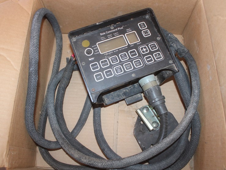 new-holland-664-image-48