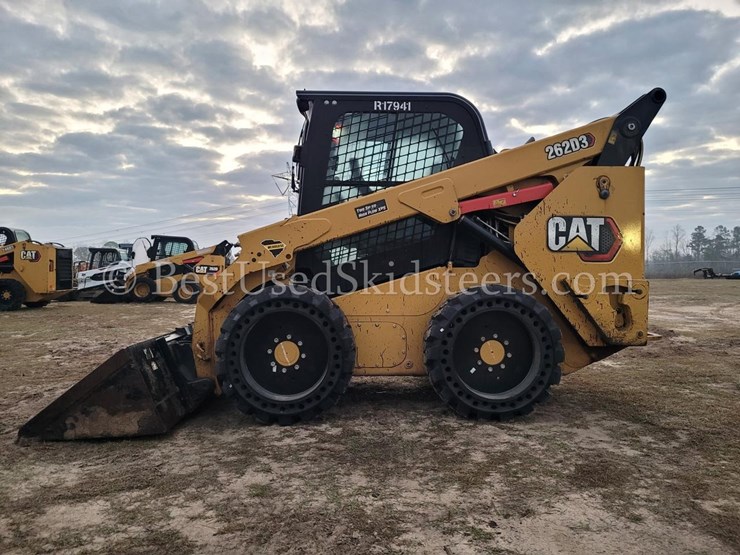 2023-caterpillar-262d3-image-2