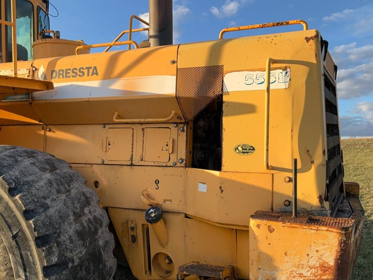 #300-•-2004-dressta-555b-wheel-loader-image-35