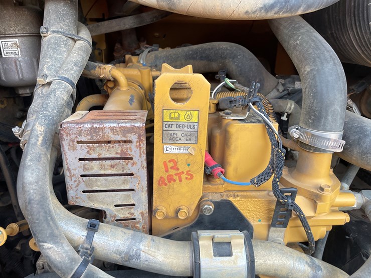 2017-caterpillar-259d-image-34