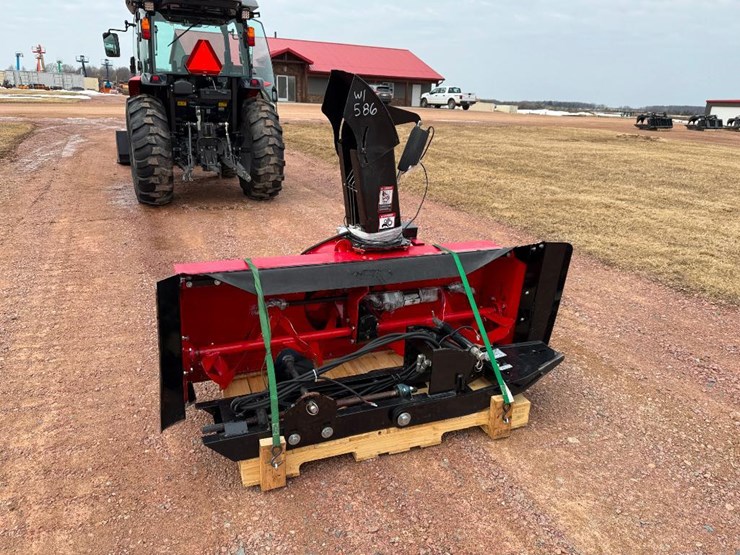 massey-ferguson-1736-image-32