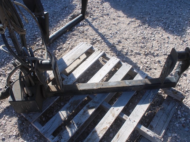 #2055-•-2019-mds-westerndorf-ta-26-plus-quick-attach-loader-image-22