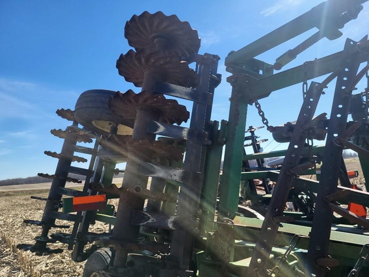 great-plains-2200tt-image-28