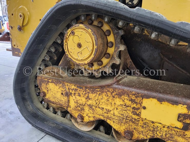 2014-caterpillar-259d-image-12