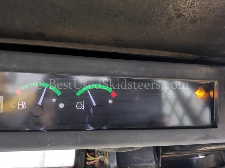 deere-ct332-image-20