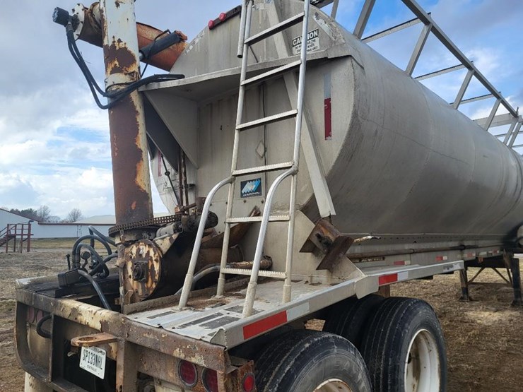 1996-warren-tandem-axle-feed-semi-trailer-image-31