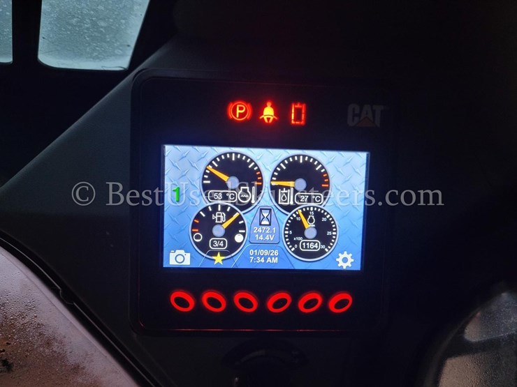 2023-caterpillar-262d3-image-23