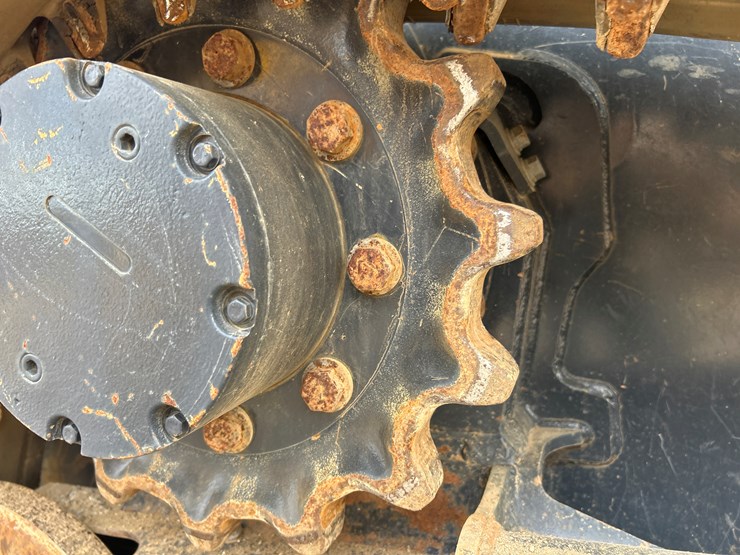 2023-kubota-svl65-2-image-58