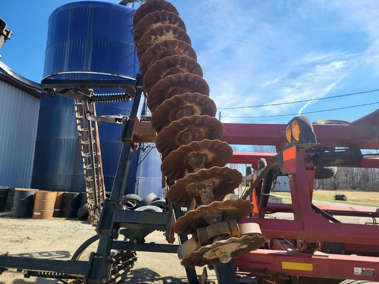 case-ih-true-tandem-330-turbo-image-57