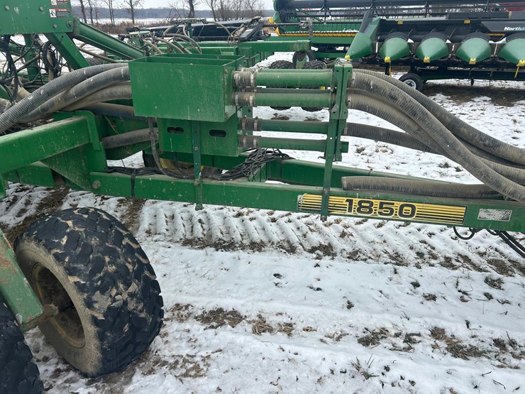 john-deere-1900-image-46