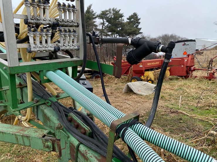 kinze-24-row-planter-image-55