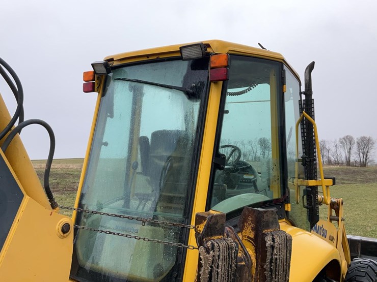 #360-•-2000-komatsu-4x4-utility-backhoe-image-60