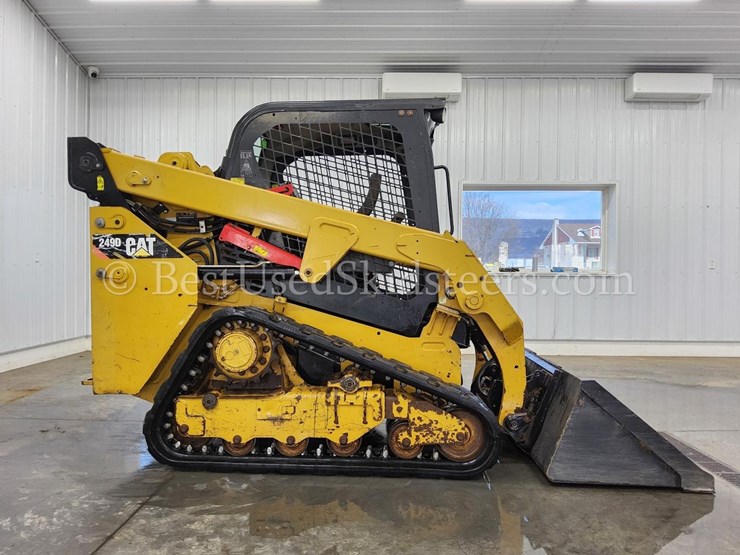 2019-caterpillar-249d-image-5