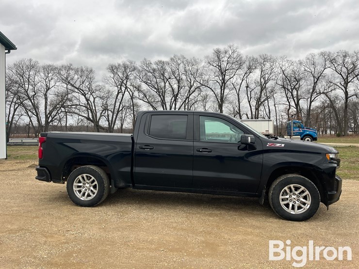 2020-chevrolet-1500-image-4