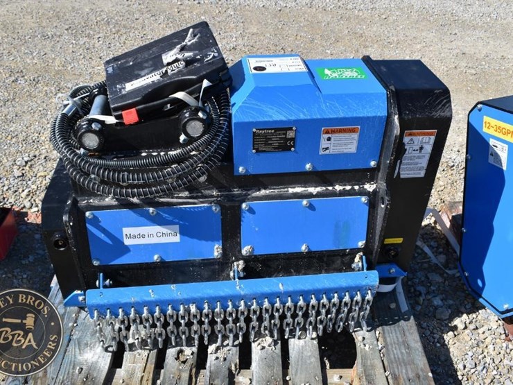 caterpillar-305-image-2