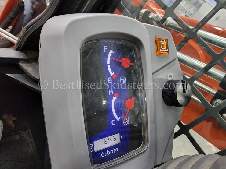 2022-kubota-svl65-2-image-28