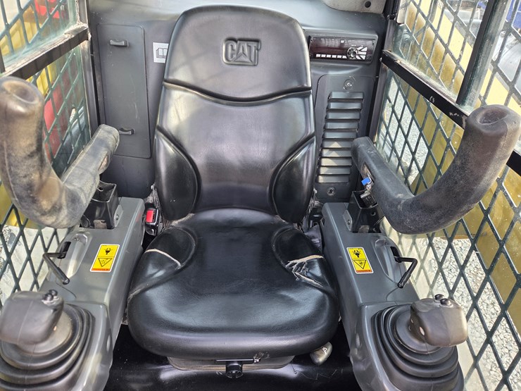 massey-ferguson-8-image-37