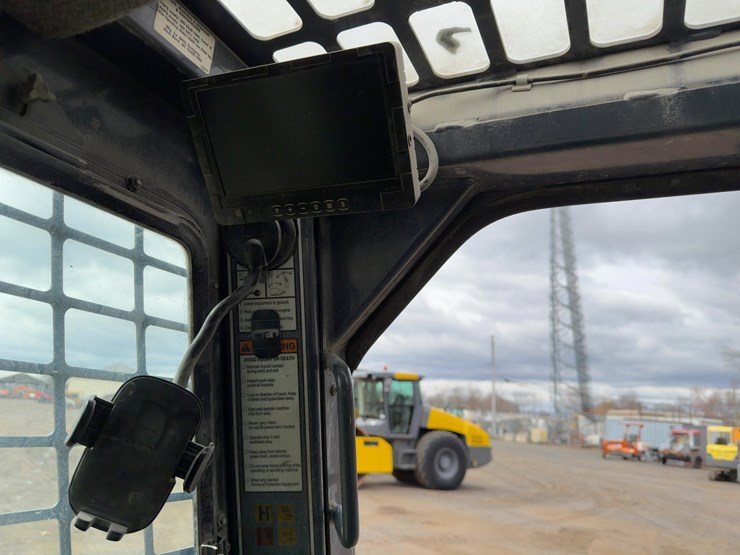 2006-gehl-5640-image-19