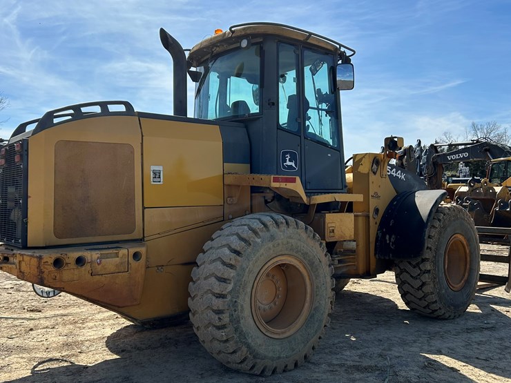 2010-deere-544k-image-5