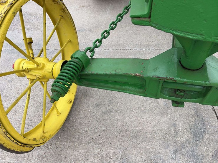 12-25-waterloo-boy-model-n-image-12