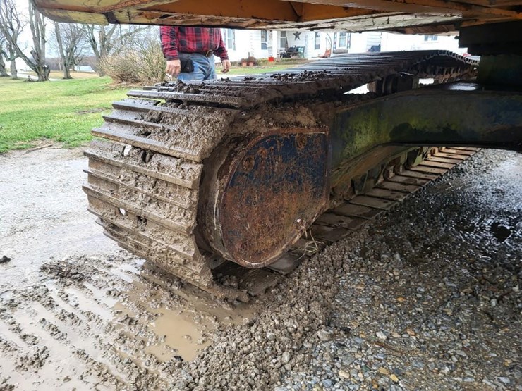 hyundai-robex-130-lc-image-24