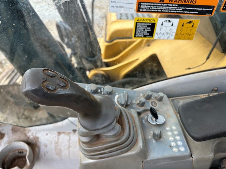 2013-john-deere-9-image-45