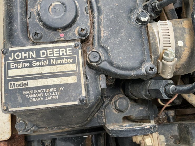 john-deere-gator-image-22