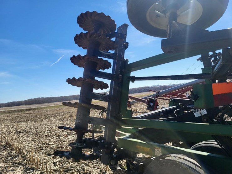 great-plains-2200tt-image-18