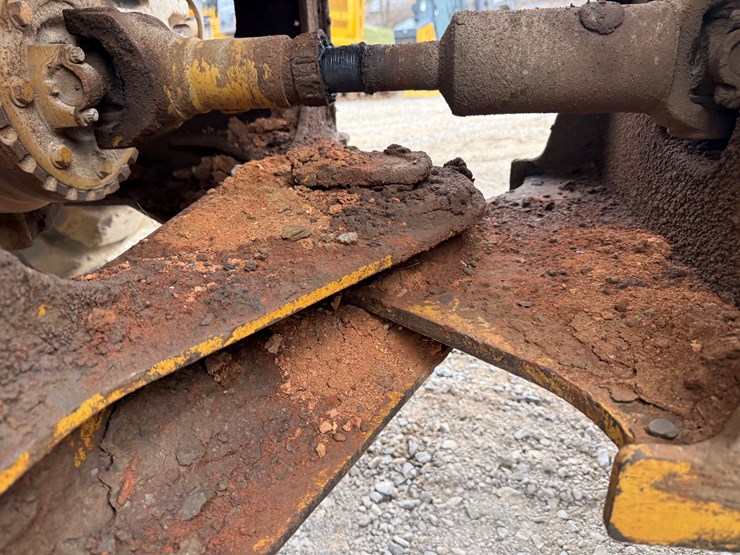 2005-caterpillar-930g-image-27