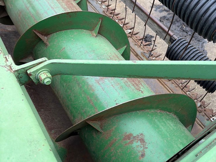 john-deere-215-image-23