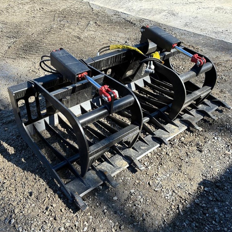 Wildcat 72" Skid Steer Skeleton Grapple with Teeth