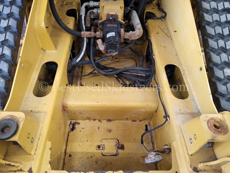2018-caterpillar-249d-image-9