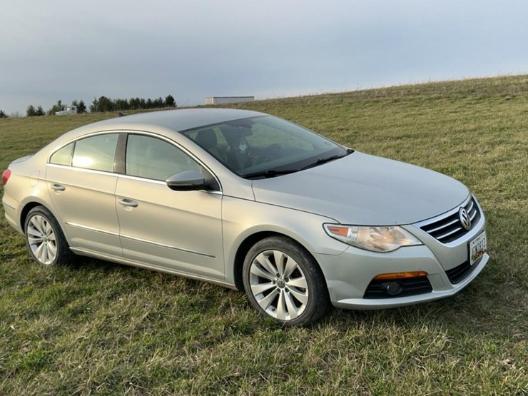 #510-•-2009-volkswagen-passat-image-7