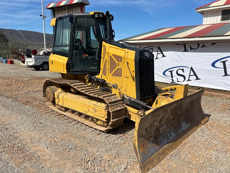 2023-caterpillar-d1-image-7