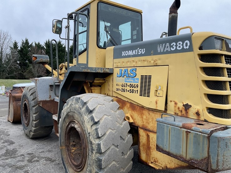 komatsu-wa380-image-3