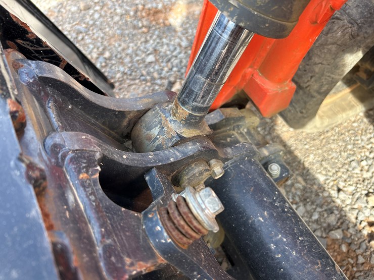 2023-kubota-svl65-2-image-15