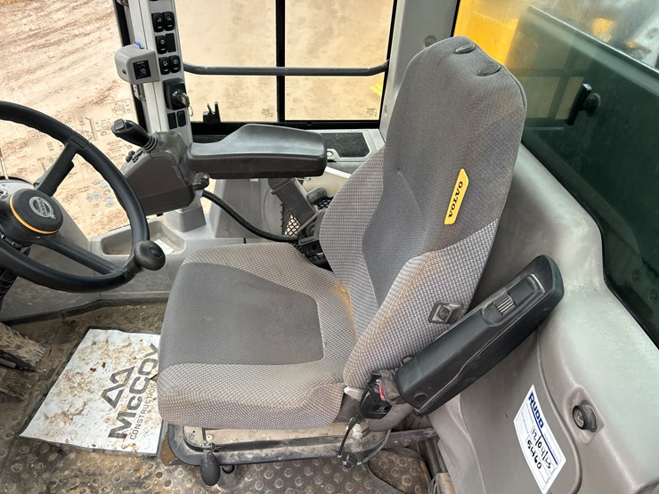 2019-volvo-l90h-image-58