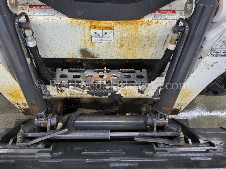 2019-bobcat-s770-image-10