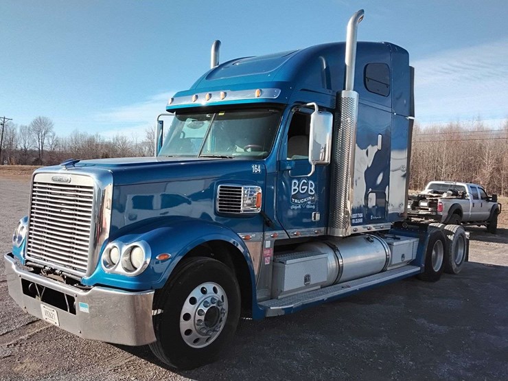2018-freightliner-glider-3alxfbcg5jdju6490-mileage:-873804-image-2