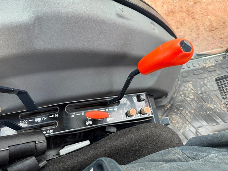 massey-ferguson-1736-image-59