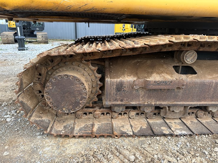 2013-john-deere-9-image-58