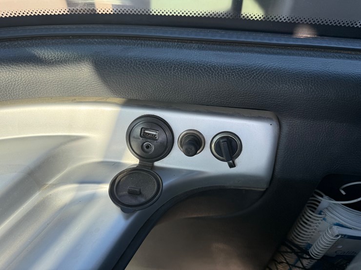 2015-apache-as720-image-109