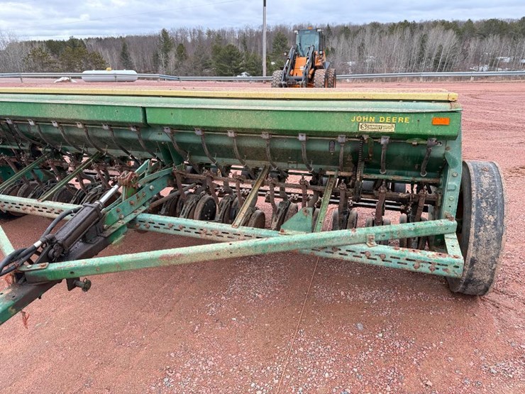 john-deere-8300-image-13