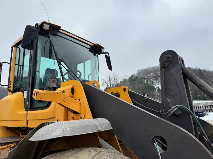 2007-volvo-l120f-image-26