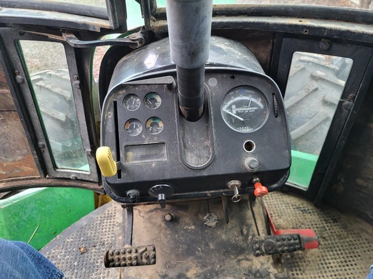 john-deere-8640-image-59