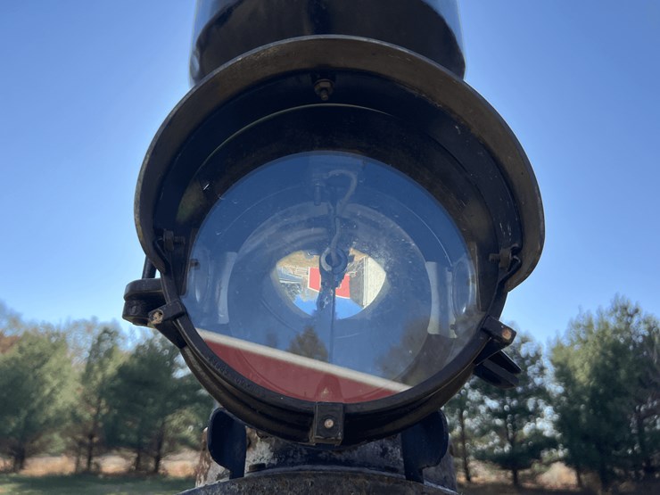 frick-steam-locomotive-with-track-image-61