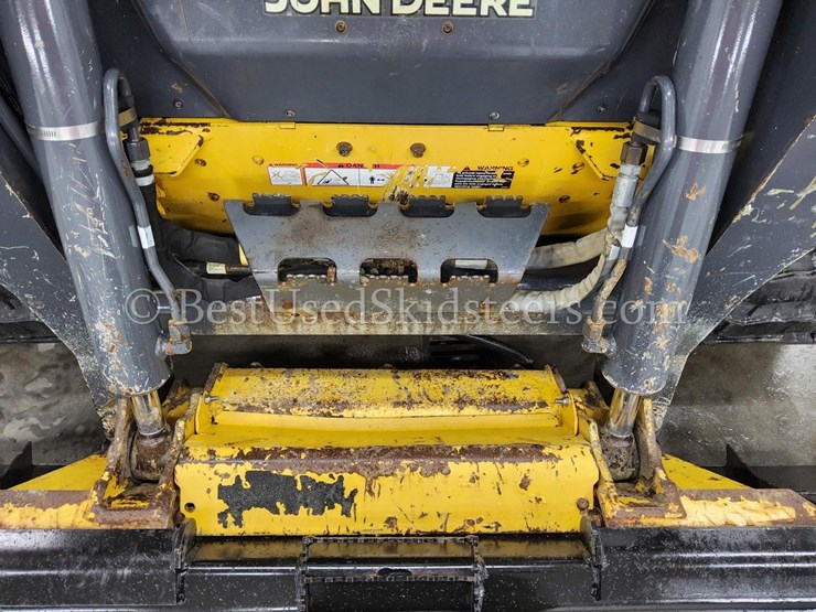 2019-deere-325g-image-29