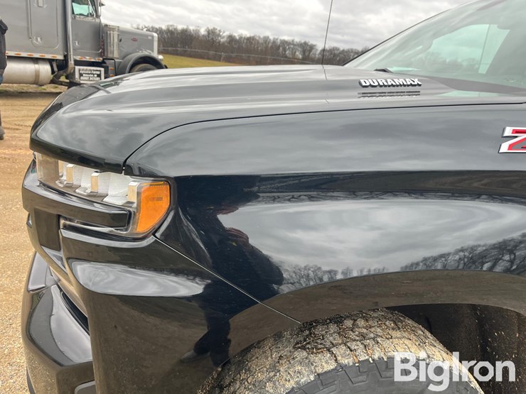 2020-chevrolet-1500-image-13